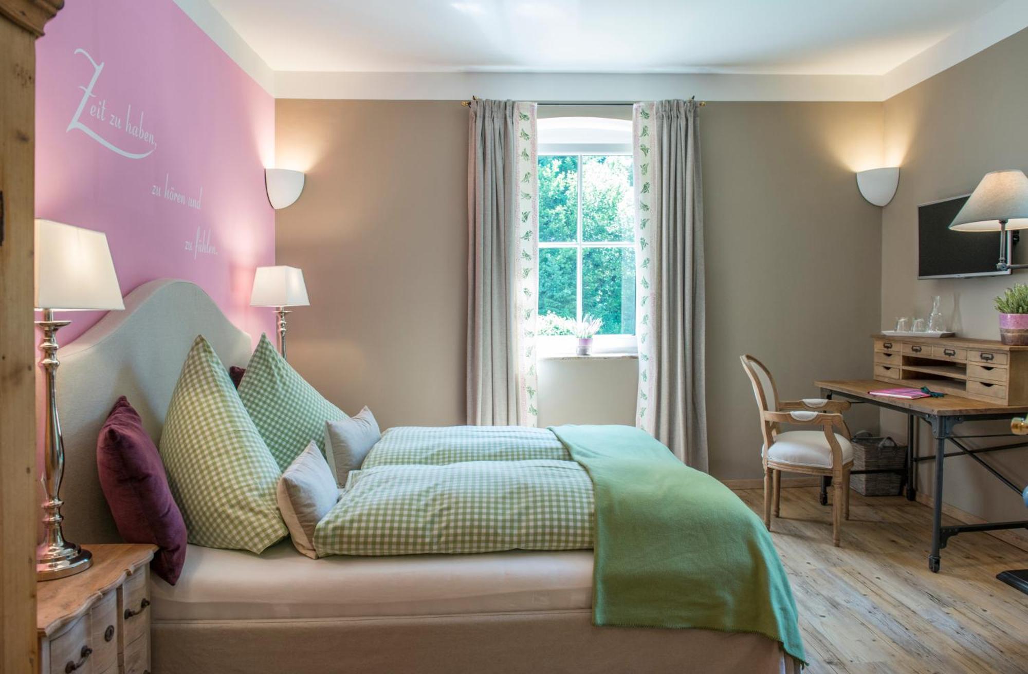 Waldruhe - Bett, Fruehstueck & Ein Laecheln Bad Aussee Exterior foto